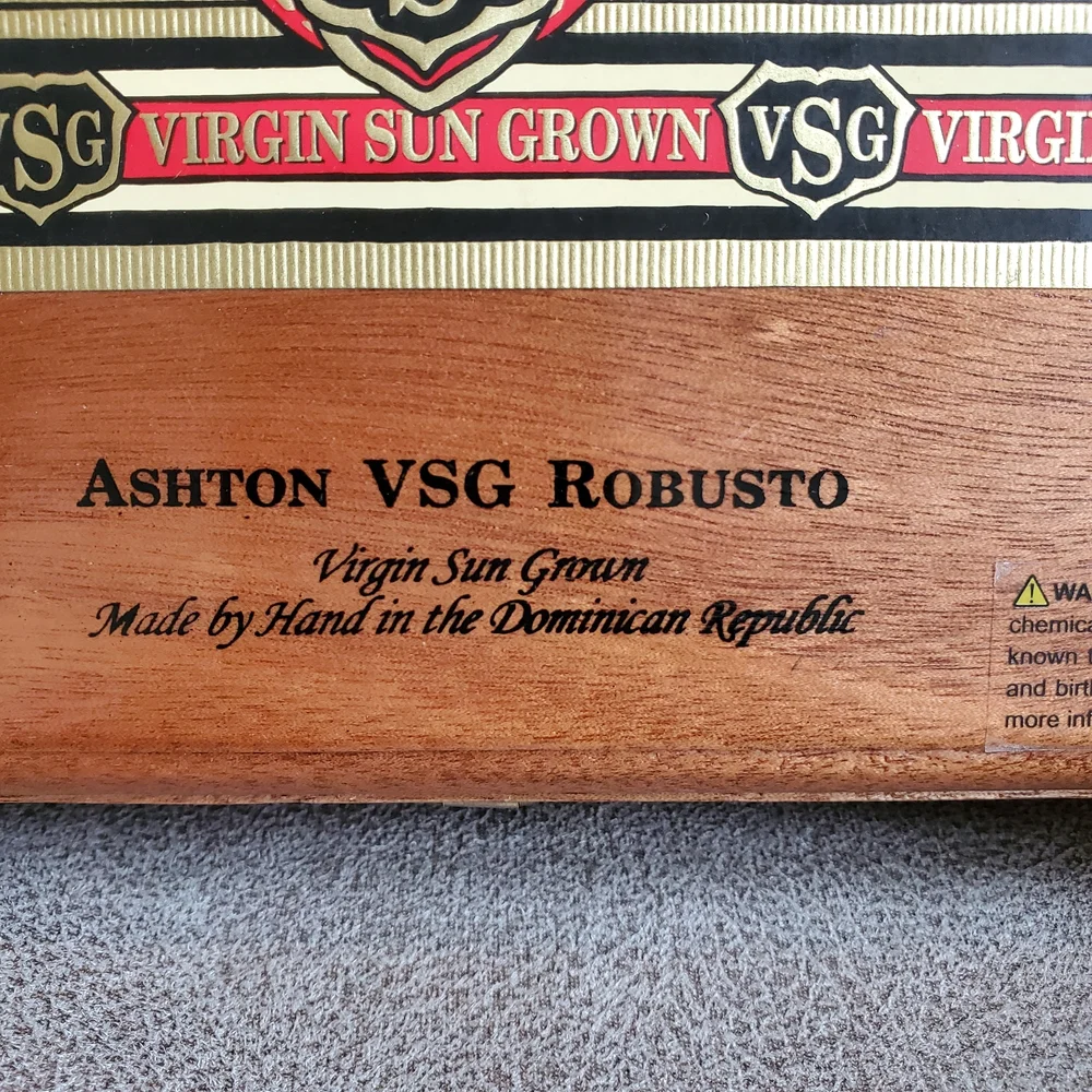 Ashton VSG Empty Cigar Box from Dominion Republic